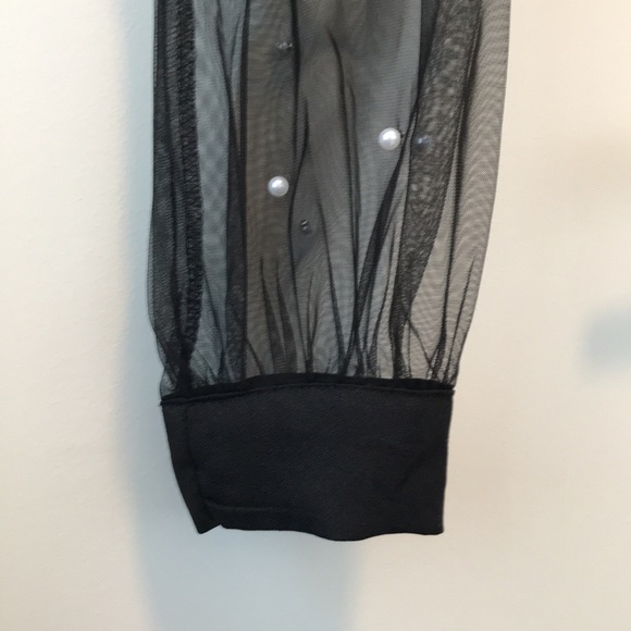 Black top with sheer sleeves, pearl details, size small - Picture 2 of 8